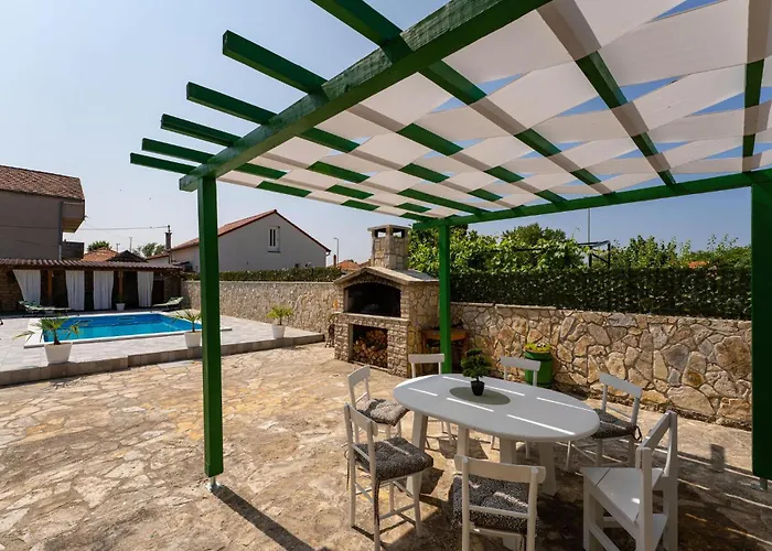 Semesterbostad Beautiful In With Wifi