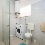 Pet Friendly In Prázdninový dům Benkovac