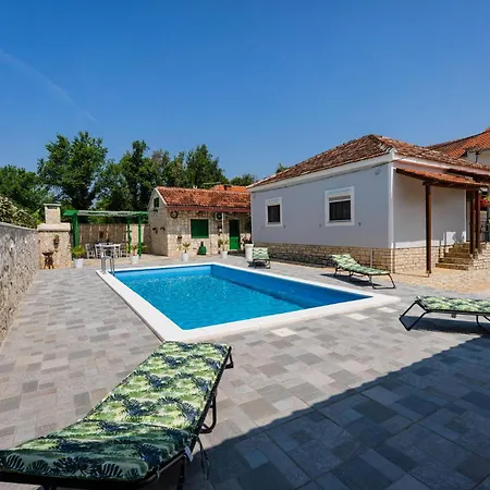 Nyaraló Beautiful In With Wifi *