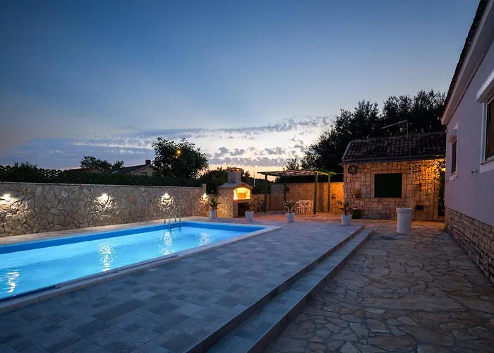 Nyaraló Beautiful In With Wifi Benkovac